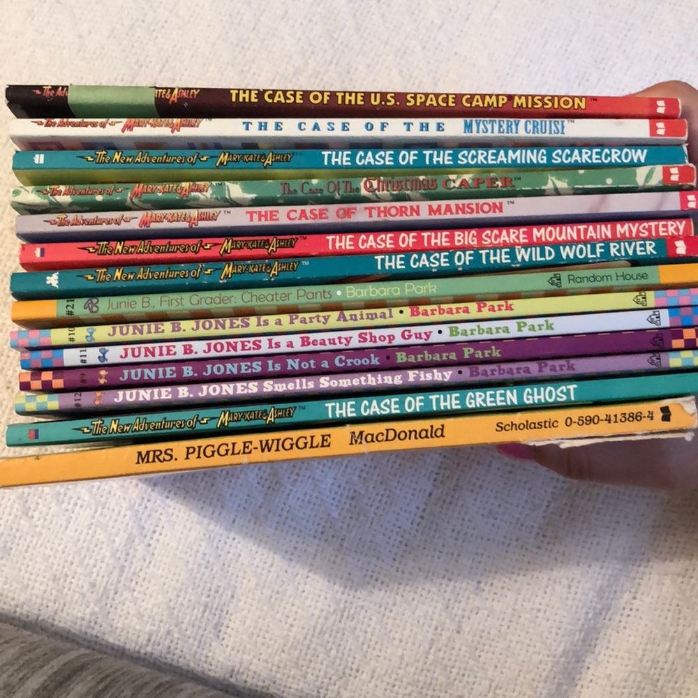Huge set of books! (16)